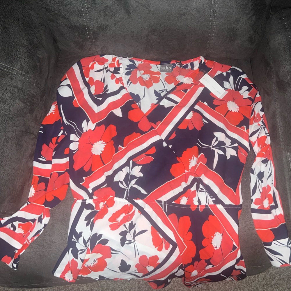 NY&co floral shirt